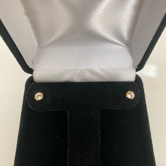 CZ gold plated Studex studs - Picture 1 of 3